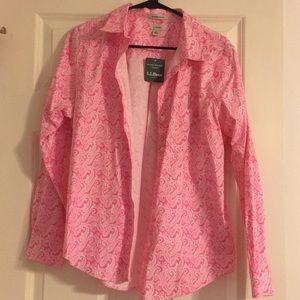 Llbean pink paisley NWT button down  size large.